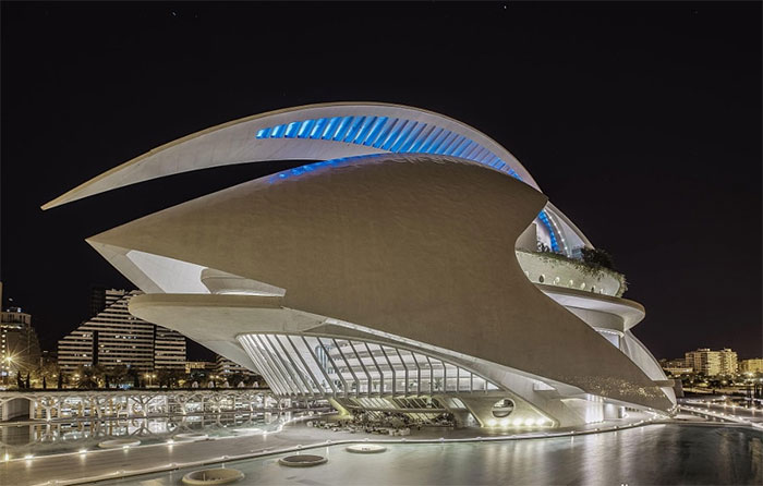 evil-buildings-106-586676c45bb41__700