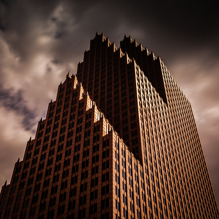 evil-buildings-57-585b839c5bf62__700