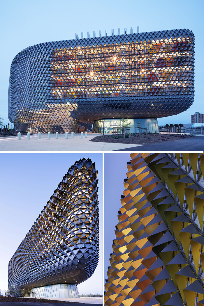 evil-buildings-63-585bcdd7b78a0__700