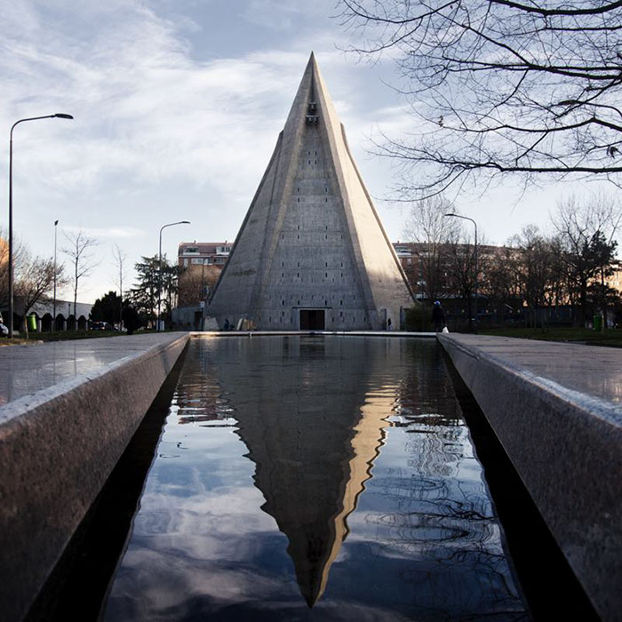evil-buildings-71-5866768175239__700